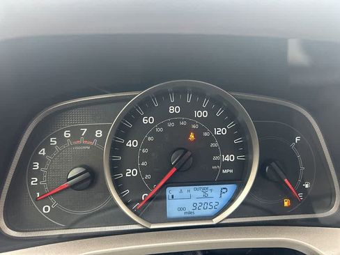 Used 2014 Toyota RAV4 XLE AWD/4WD image 17