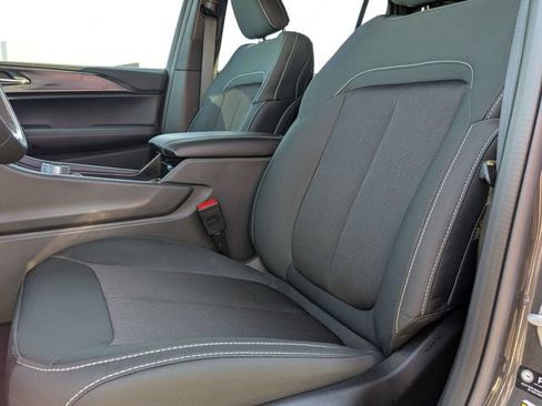 New 2025 Jeep Grand Cherokee L Laredo image 14