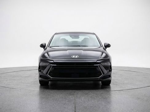 Used 2025 Hyundai Sonata SEL image 2