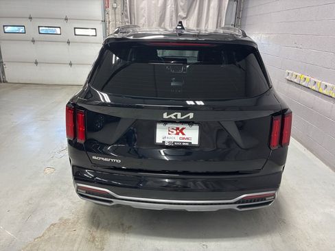 Used 2023 Kia Sorento SX image 31