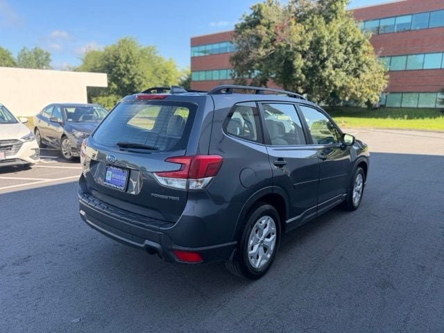 Used 2023 Subaru Forester AWD/4WD image 10