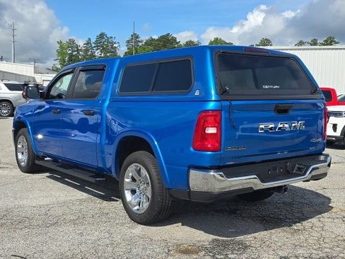 Used 2025 RAM 1500 Big Horn AWD/4WD image 3