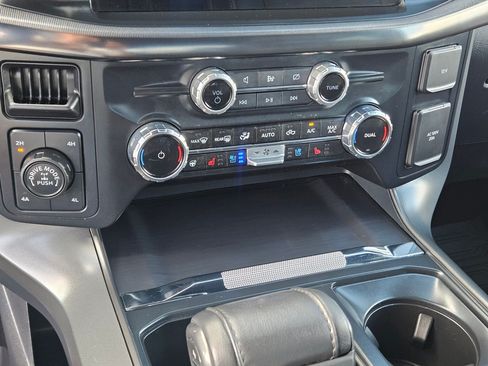 Used 2024 Ford F150 Lariat AWD/4WD image 28