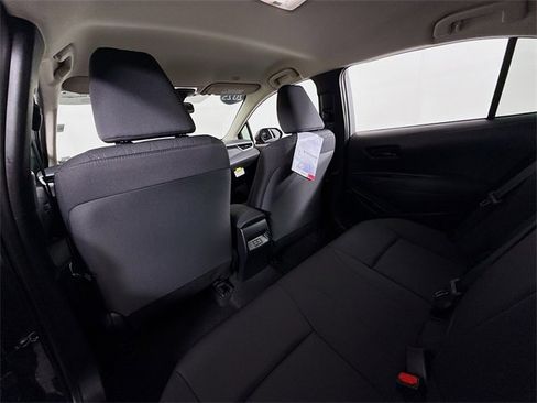 Certified 2025 Toyota Corolla LE image 10