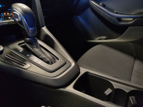 Used 2018 Ford Focus SEL image 26