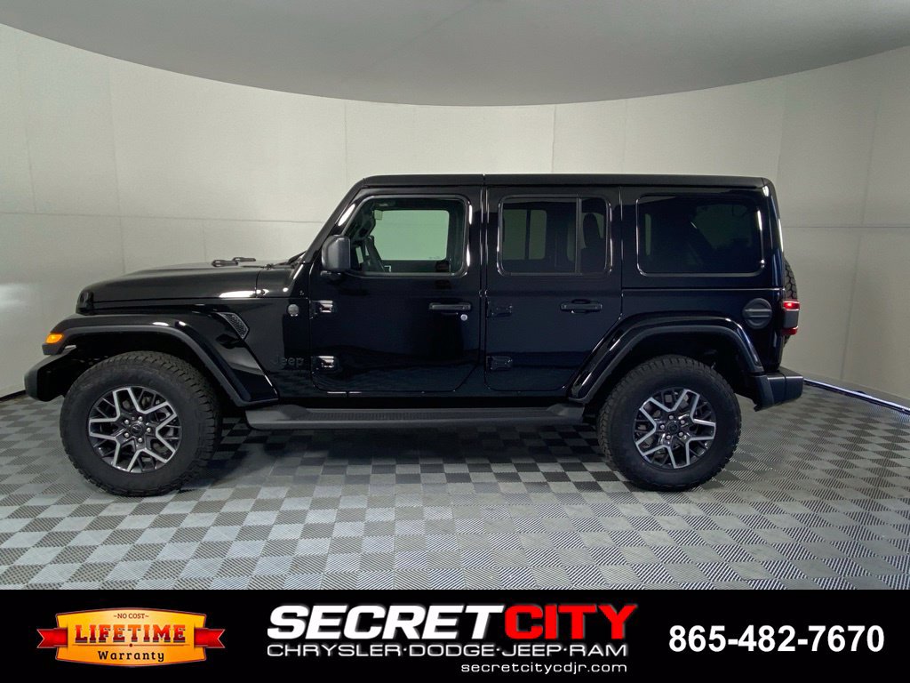 New 2026 Jeep Wrangler Unlimited Sahara AWD/4WD image 4