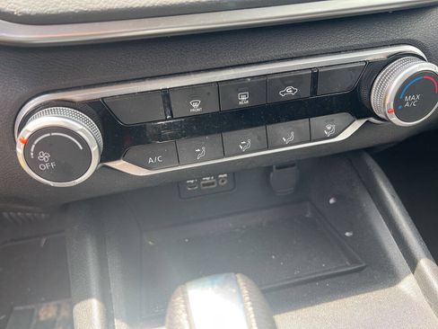 Used 2020 Nissan Altima 2.5 S FWD image 16