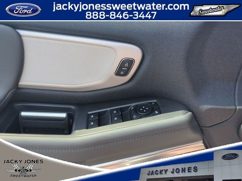 New 2027 Ford Expedition Max Active RWD image 17
