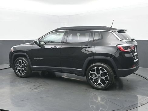 New 2026 Jeep Compass Limited w/ Sun, Sound & Navigation Group AWD/4WD image 3