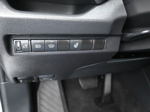 Used 2025 Toyota RAV4 XLE w/ Weather Package image 21