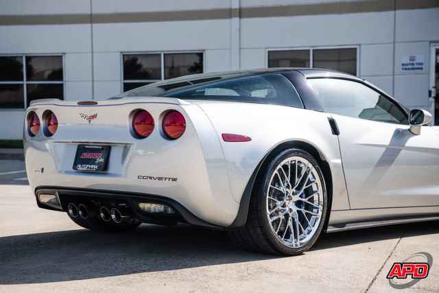 Used 2011 Chevrolet Corvette ZR1 w/ Preferred Equipment Group RWD image 62