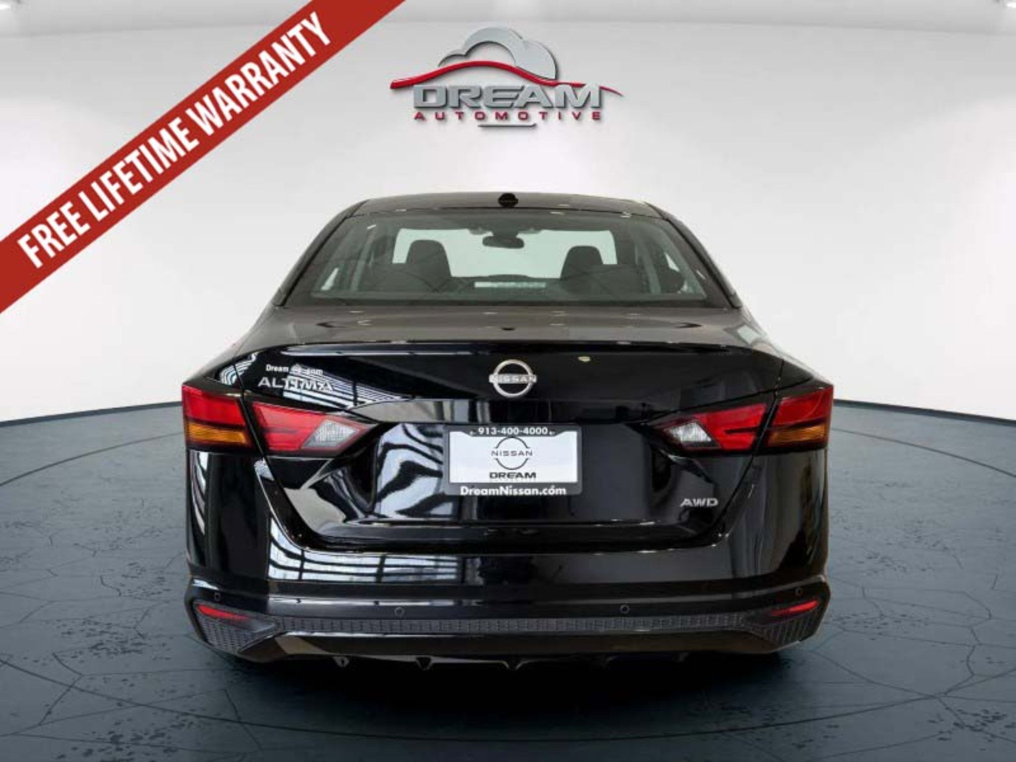 Used 2025 Nissan Altima 2.5 SV AWD/4WD image 19