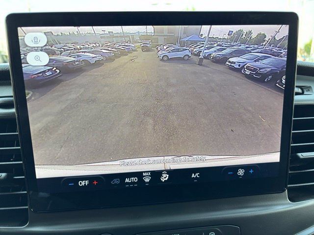 Used 2023 Ford E-Transit Medium Roof RWD image 25