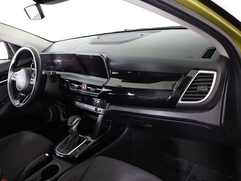 Used 2024 Kia Seltos S FWD image 26