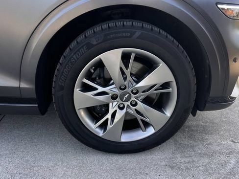Used 2022 Genesis GV70 3.5T Sport w/ Sport Advanced Package AWD/4WD image 41