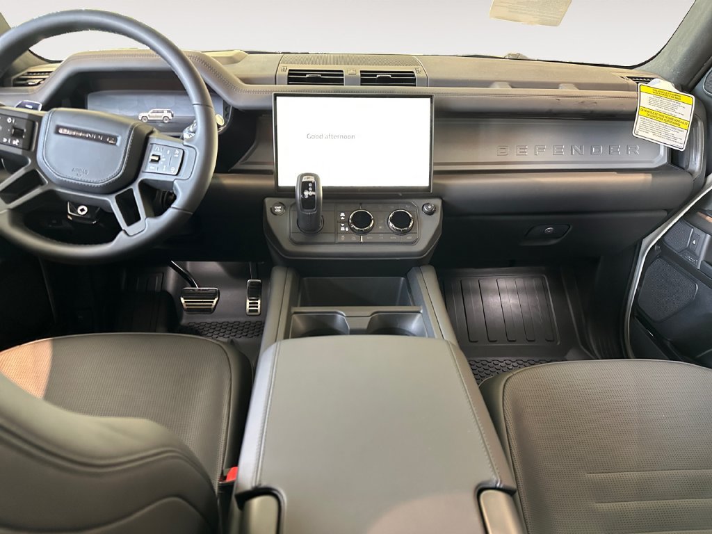 New 2026 Land Rover Defender 110 OCTA AWD/4WD image 9