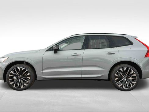 New 2026 Volvo XC60 B5 Ultra w/ Protection Package Premier image 8