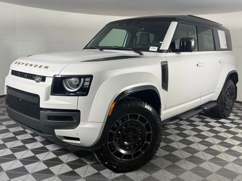 New 2026 Land Rover Defender 110 OCTA image 1