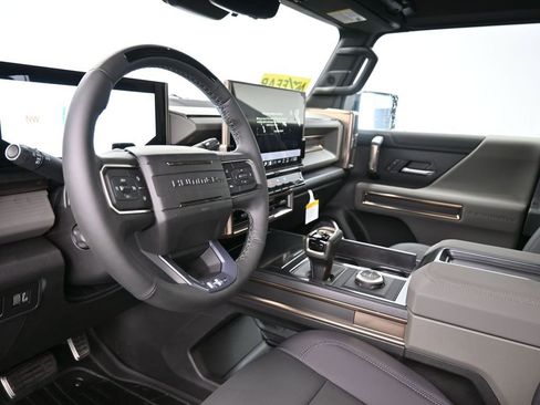 New 2025 GMC Hummer EV 2X w/ LPO, Sport Package image 21