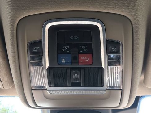 Used 2021 RAM 1500 Laramie RWD image 23
