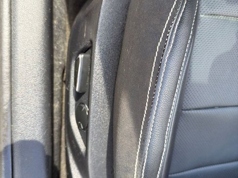 Used 2017 Ford Mustang Premium image 20