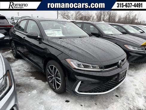 New 2026 Volkswagen Jetta SE image 1