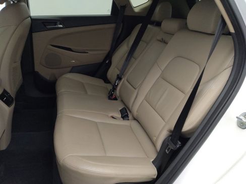 Used 2017 Hyundai Tucson Limited image 18