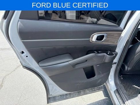 Used 2022 Kia Sorento SX Prestige AWD/4WD image 18