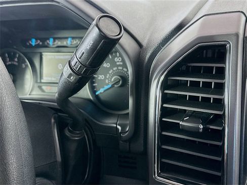 Used 2020 Ford F150 XLT w/ Trailer Tow Package image 16