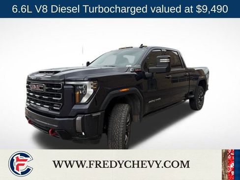 Used 2024 GMC Sierra 2500 AT4 w/ Technology Package image 3