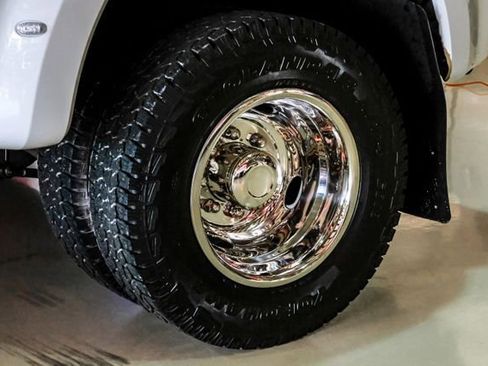 Used 2025 Ford F350 XL w/ FX4 Off-Road Package image 47