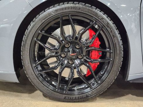 Used 2025 Chevrolet Corvette Z06 image 28