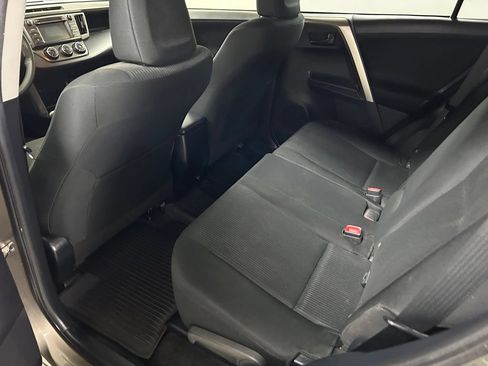 Used 2014 Toyota RAV4 LE AWD/4WD image 15