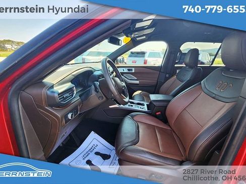 Used 2022 Ford Explorer King Ranch w/ Premium Technology Package AWD/4WD image 29