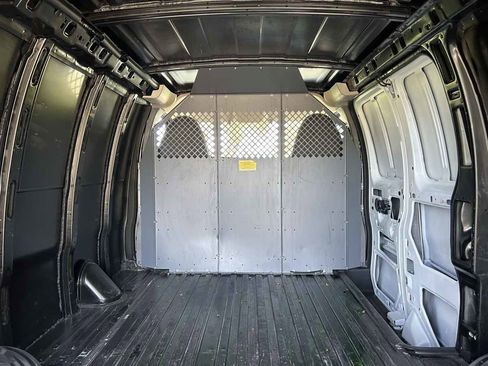 Used 2013 Chevrolet Express 1500 w/ Power Package image 18