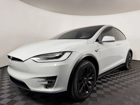 Used 2020 Tesla Model X Performance AWD/4WD image 2