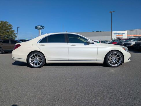 Used 2015 Mercedes-Benz S 550 Sedan image 3