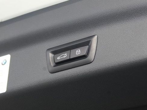 Certified 2023 BMW X1 xDrive28i w/ Convenience Package image 9