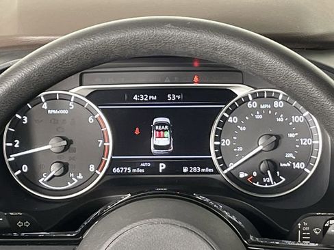 Certified 2023 Nissan Rogue SV image 15