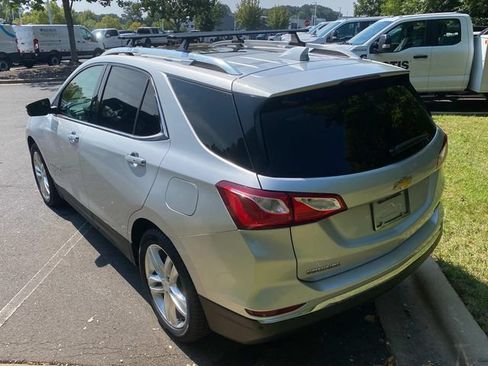 Used 2018 Chevrolet Equinox Premier FWD image 32
