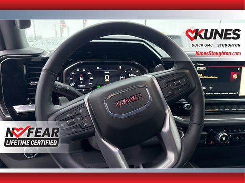 Used 2025 GMC Sierra 1500 SLT image 20