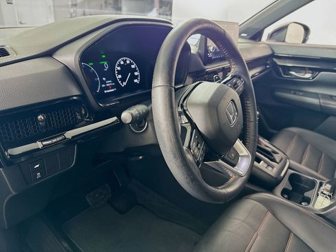 Used 2023 Honda CR-V Sport Touring image 7