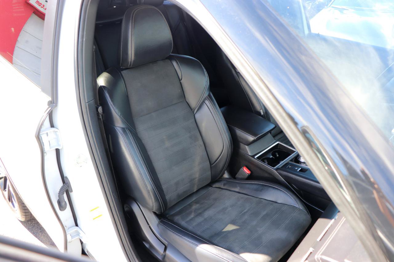 Used 2024 Mitsubishi Outlander FWD image 16