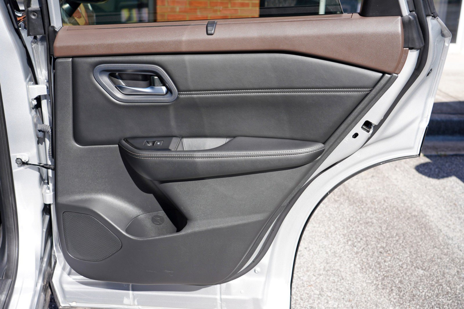 Used 2023 Nissan Rogue SL w/ SL Premium Package FWD image 41