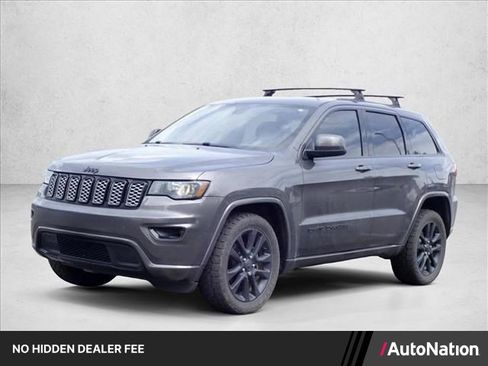 Used 2017 Jeep Grand Cherokee Altitude AWD/4WD image 1