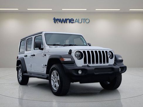 Used 2021 Jeep Wrangler Unlimited Sport AWD/4WD image 7