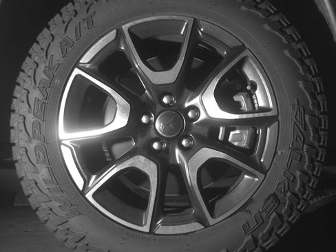 Used 2025 Jeep Compass Trailhawk image 13