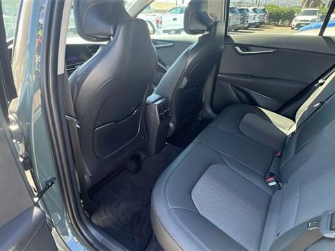 Used 2025 Kia Niro EX Touring image 14