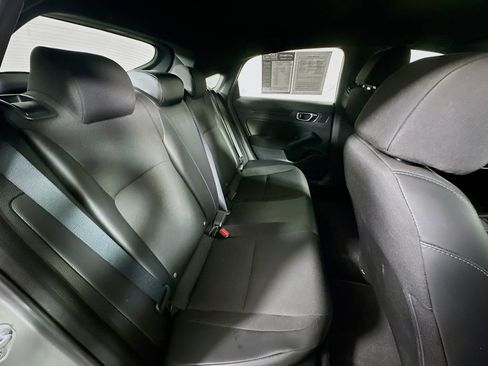 Used 2025 Honda Civic Sport image 11