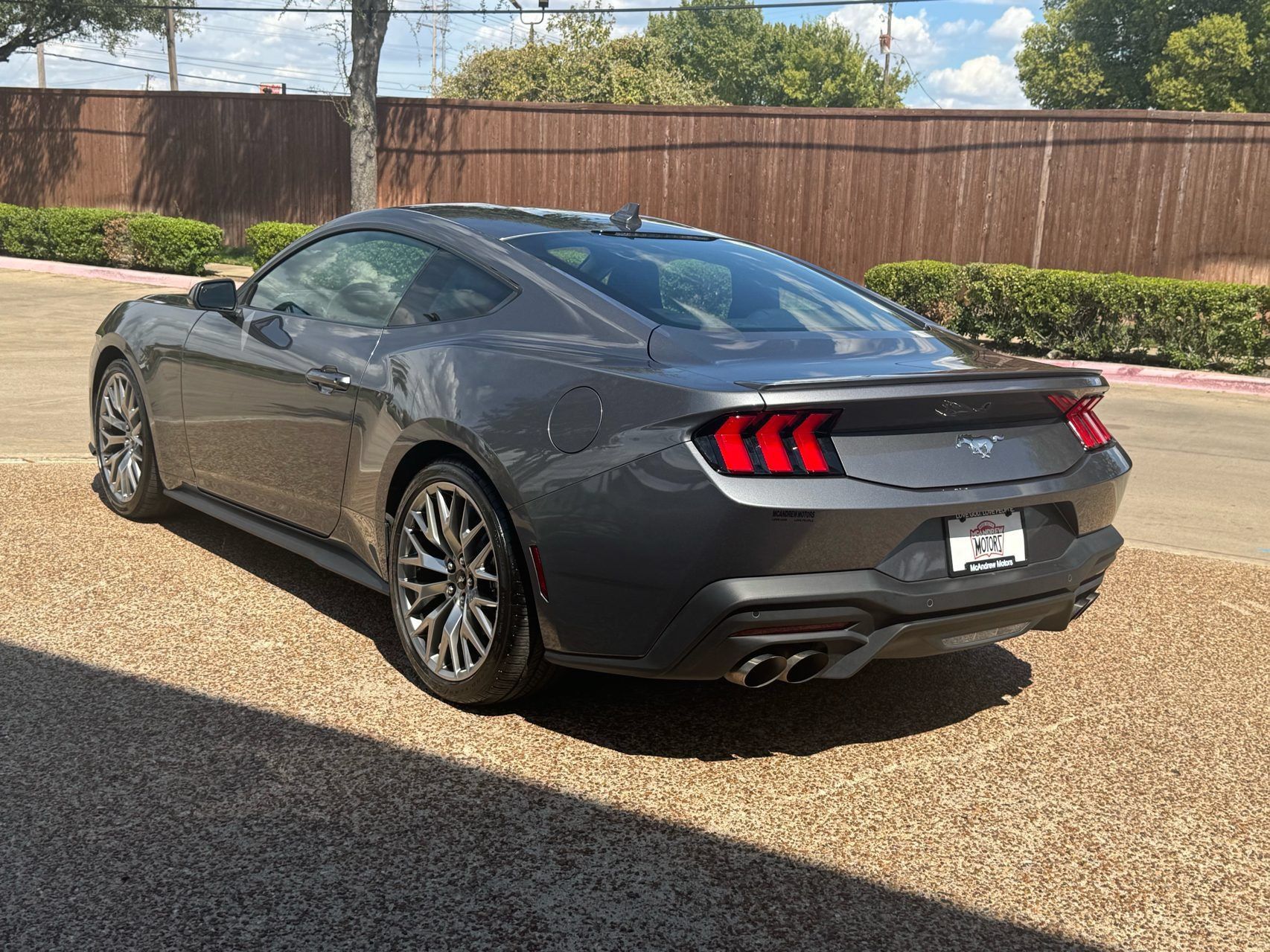 Used 2025 Ford Mustang Premium RWD image 9